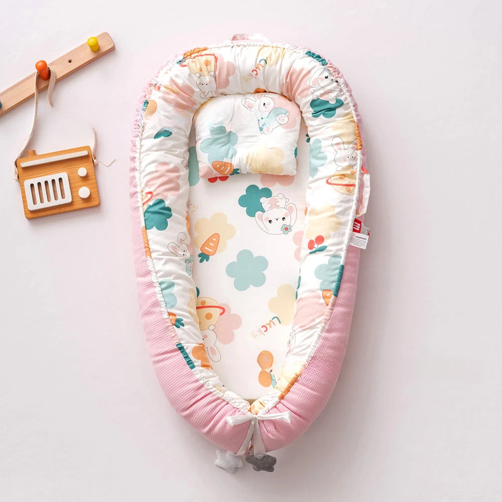 Nid d’Ange “Douce Prairie” – Cocon Champêtre Bébé™