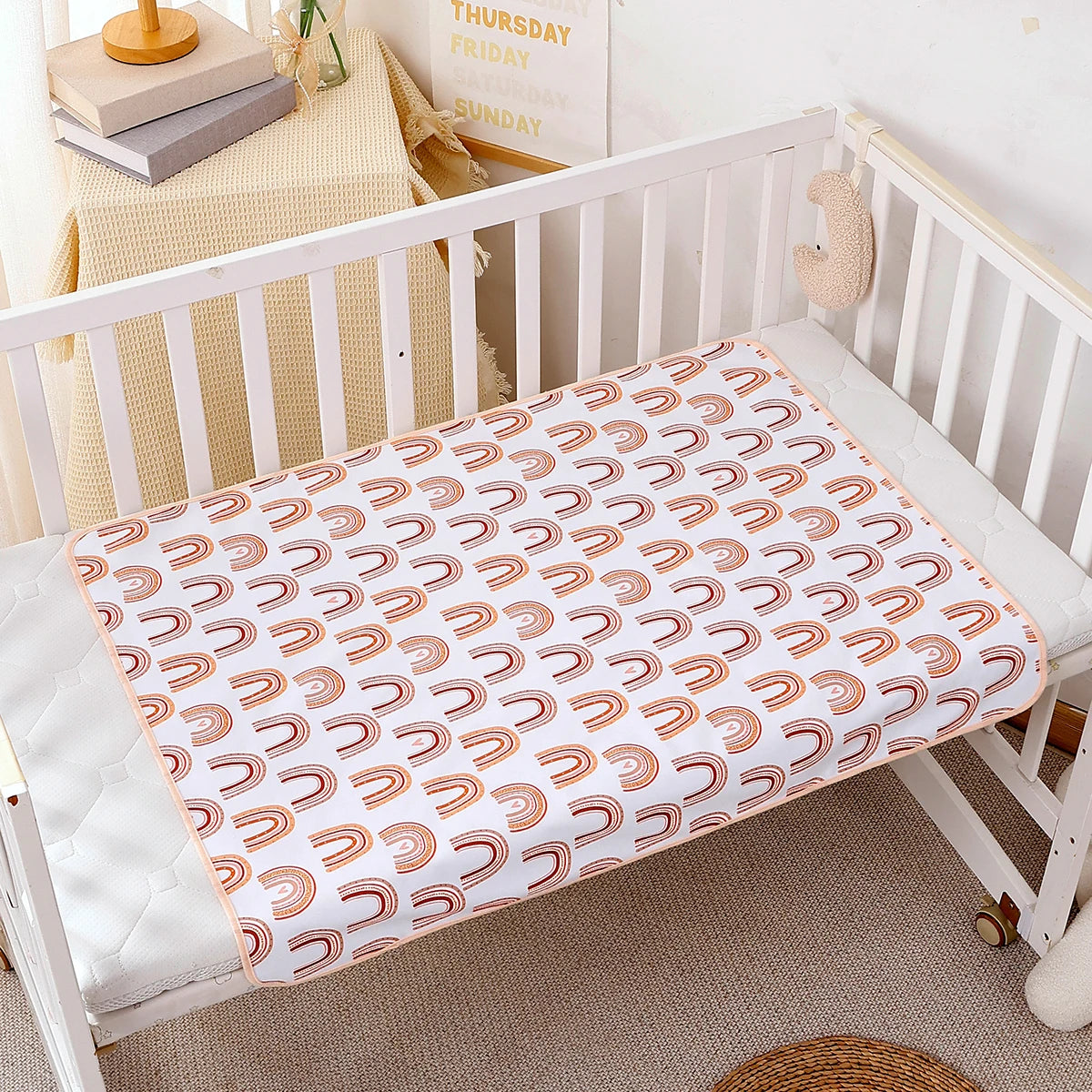 Tapis de Protection Matelas BĂ©bĂ© ImpermĂ©able & Lavable â Anti-Fuites, Doux - Motif Arc en Ciel