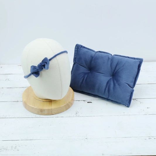 Coussin Velours Bleu Nuit – Accessoire Chic Newborn™