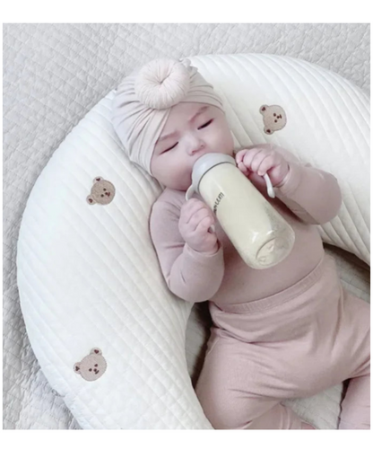 Coussin Lune & Ourson™ – Positionneur Nuit Photo Bébé