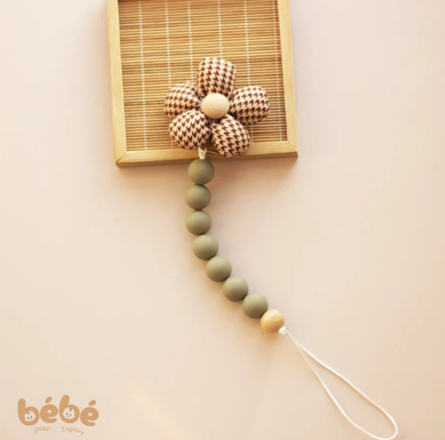 Attache Tétine Fleur Silicone Bébé – Chaîne Anti-Chute Douce & Sécurisée