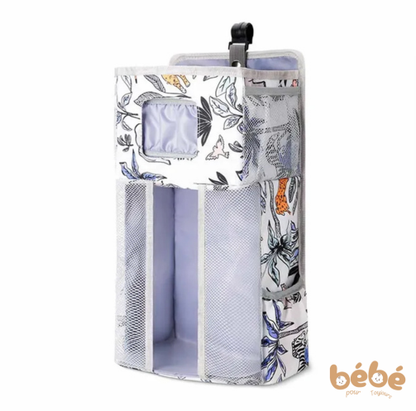 Organisateur de Couches Suspendu Bébé – Rangement Pratique & Élégant