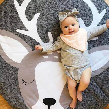 Tapis Rond Coton Motif Cerf – Fond Forêt Bébé™