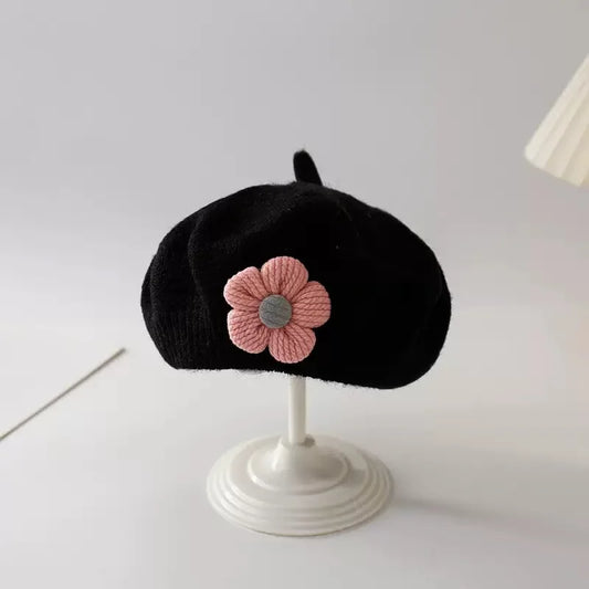 Bonnet Noir- tricoté pour bébé fille avec fleur