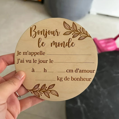 Plaque en bois « Bonjour le monde » – Souvenir de naissance | Éternel