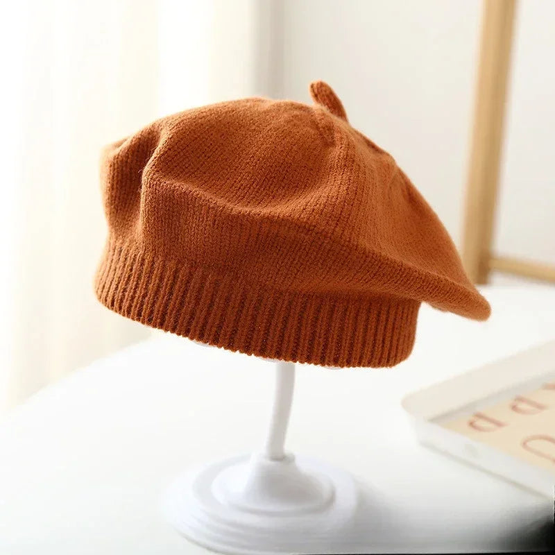 Béret Tricoté pour Bébé – Bonnet Doux Automne-Hiver en Couleurs Tendances