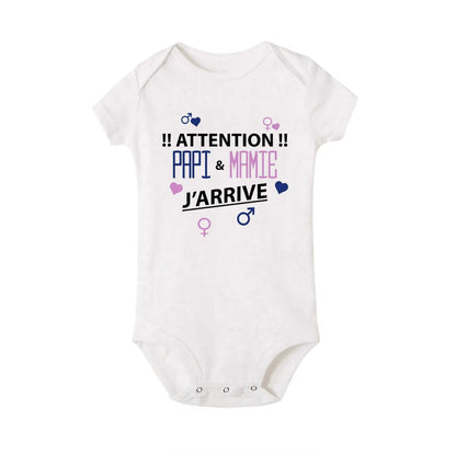 Body Bébé « Attention !!! Papi, Mamie, j’arrive »