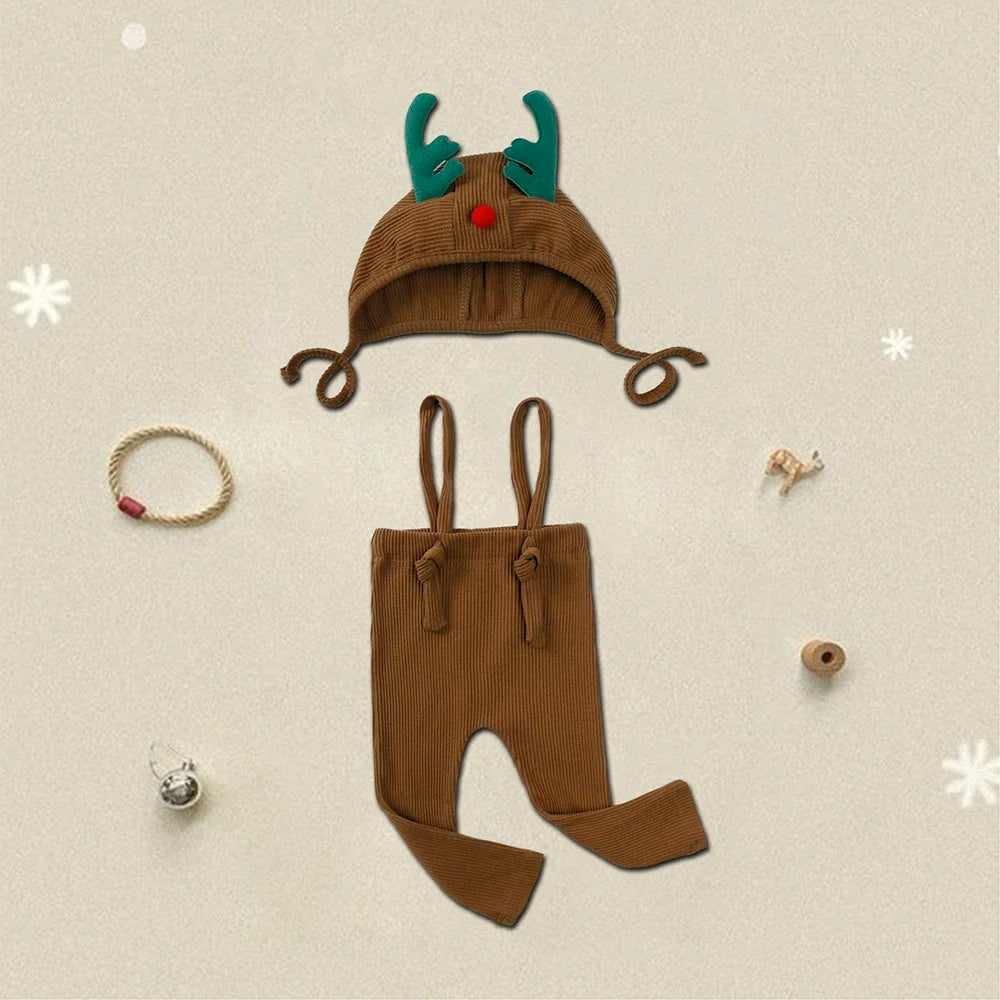 Ensemble Tricoté Bébé avec Bonnet - Petit Renne Enchanté